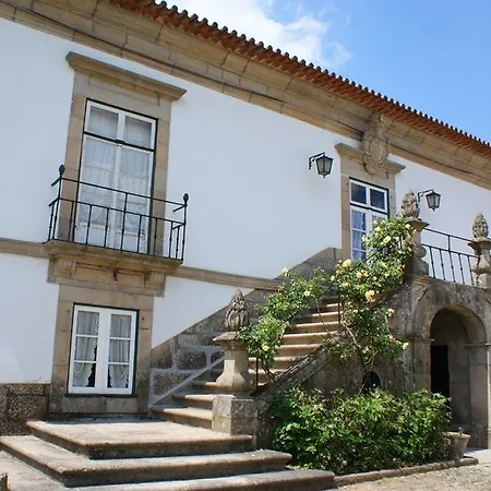 Casa Dos Pombais 3* Guimarães