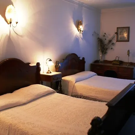 Casa Dos Pombais 4* Guimarães