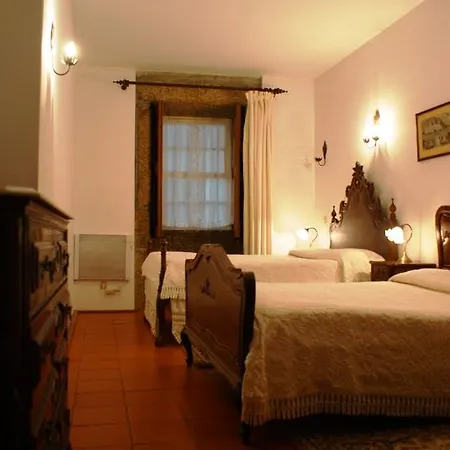 Casa Dos Pombais Гимарайнш