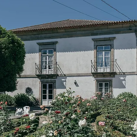 Casa Dos Pombais לינה וארוחת בוקר 3*