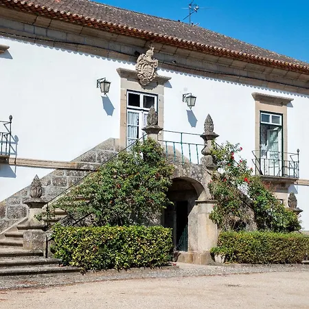 Alojamento de Acomodação e Pequeno-almoço Casa Dos Pombais Guimarães