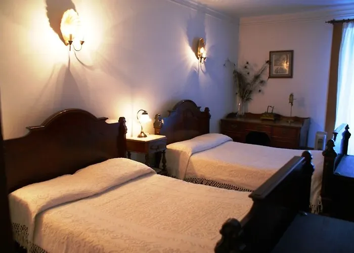 Casa Dos Pombais 3* Guimarães