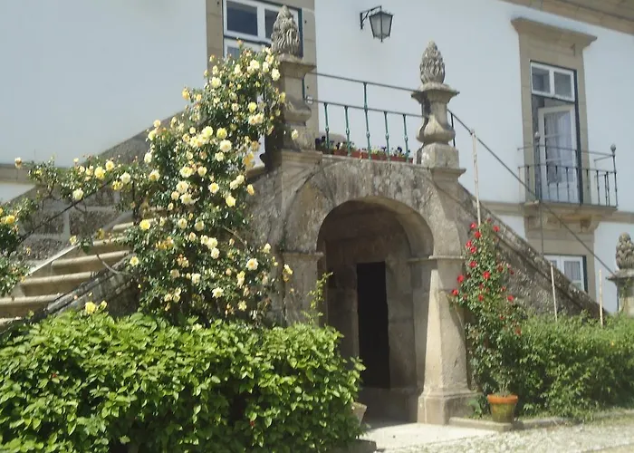 Casa Dos Pombais