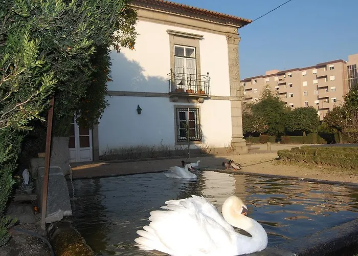 Casa Dos Pombais 3* Guimarães